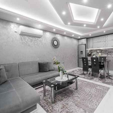 City Apartments - A Brand New Luxury & Comfy. Asenovgrad Esterno foto