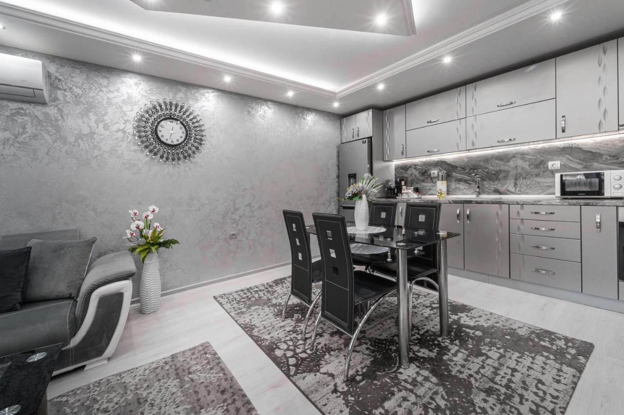 City Apartments - A Brand New Luxury & Comfy. Asenovgrad Esterno foto
