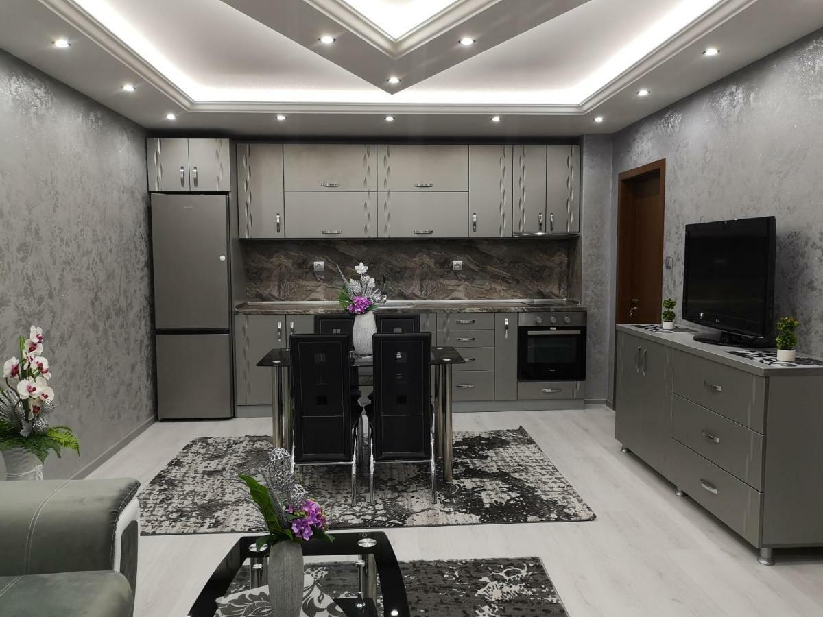 City Apartments - A Brand New Luxury & Comfy. Asenovgrad Esterno foto
